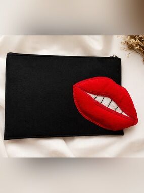 Handmade Felt Clutch with 3D Lip – 13” x 9”